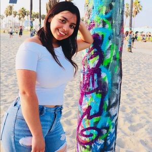 Meet your Posher, Cassandra